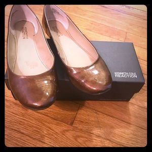 Kenneth Cole Reaction Ballet Flats